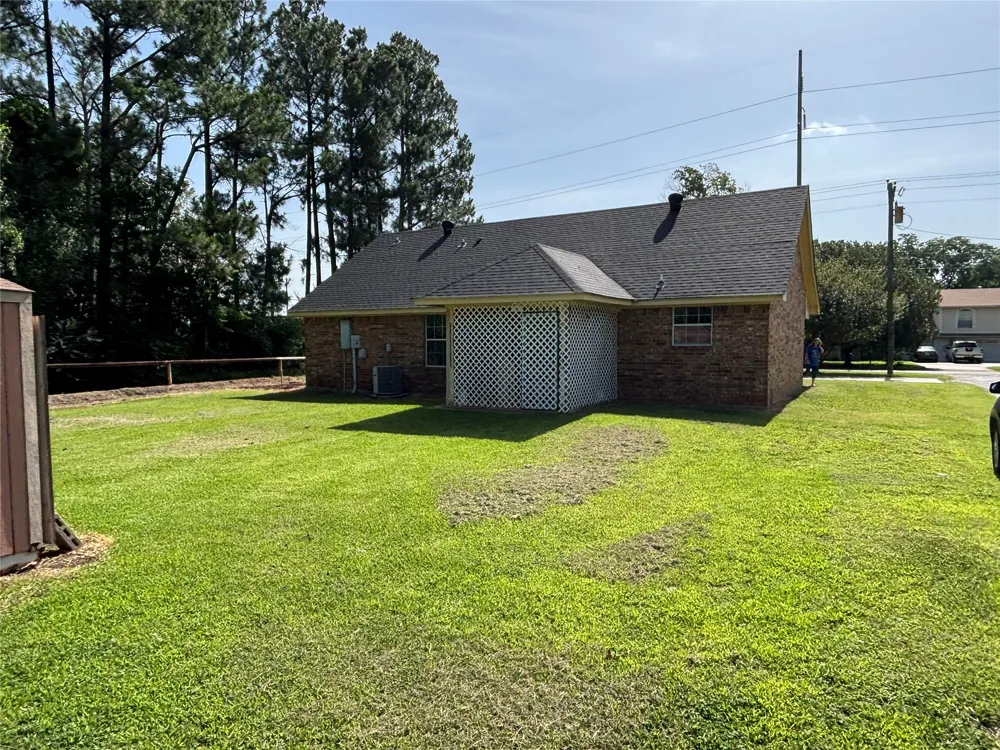 1011 49th Durant, OK 74701