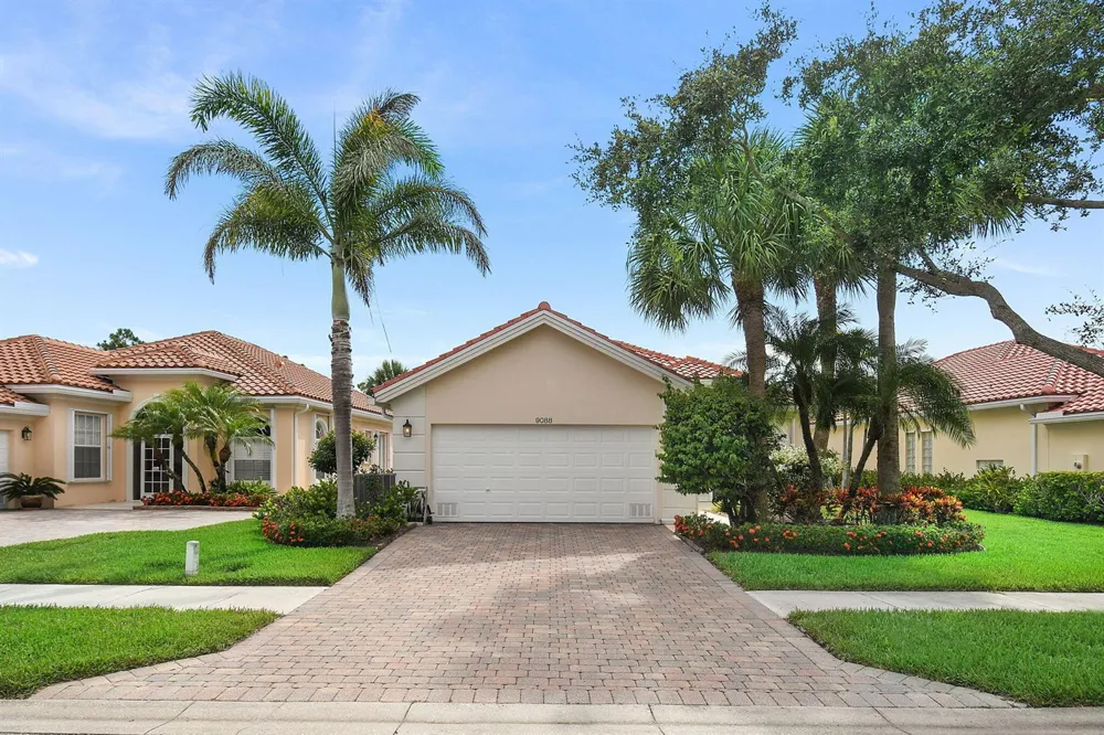 9088 SE La Creek Court Hobe Sound, FL 33455
