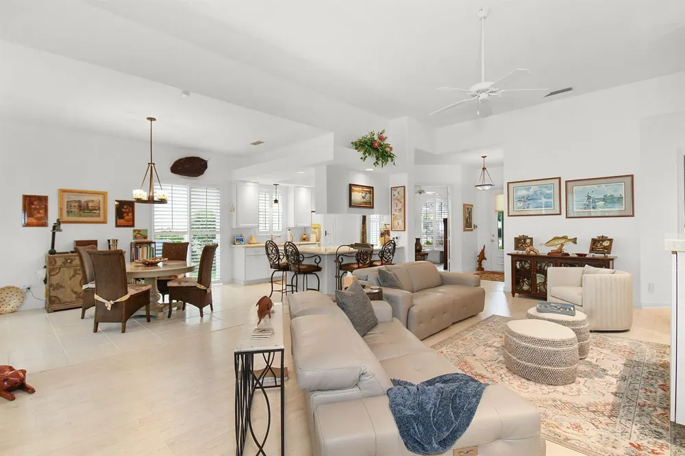 9088 SE La Creek Court Hobe Sound, FL 33455