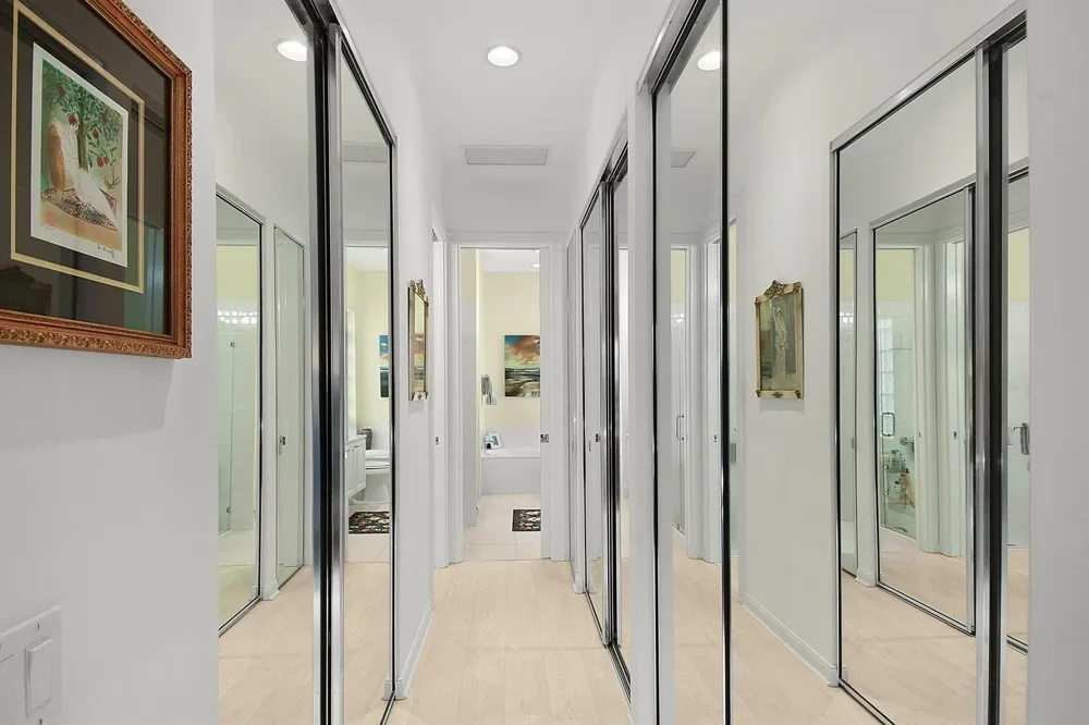 9088 SE La Creek Court Hobe Sound, FL 33455
