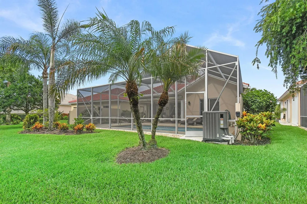 9088 SE La Creek Court Hobe Sound, FL 33455