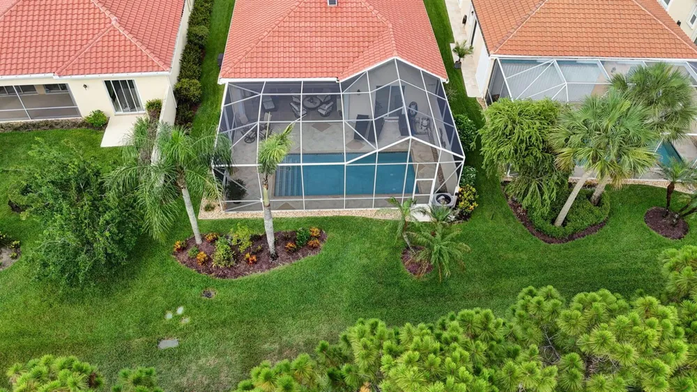 9088 SE La Creek Court Hobe Sound, FL 33455
