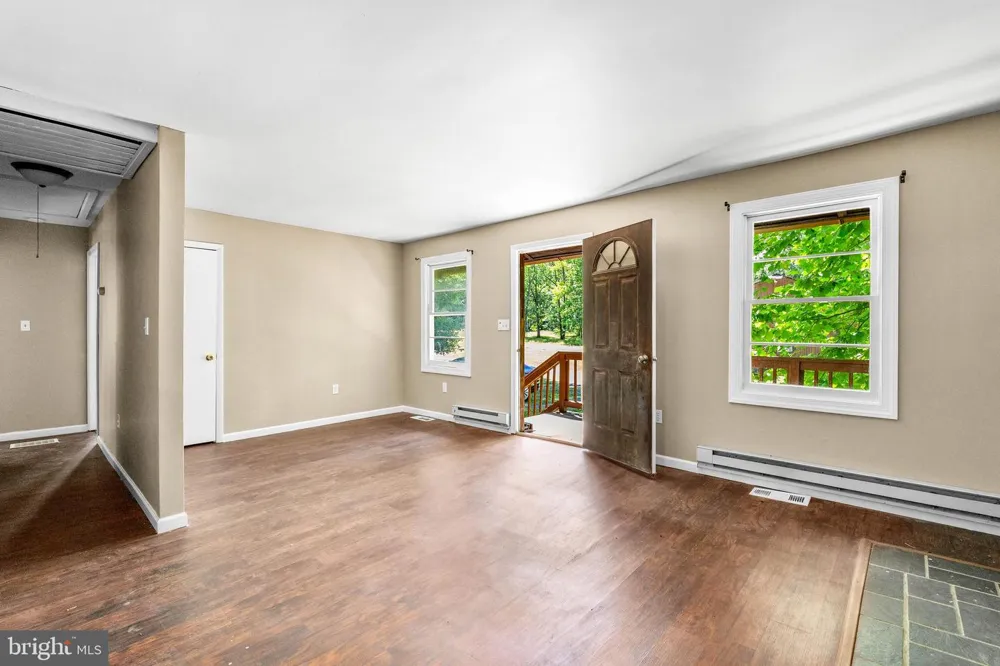 99 E LEWIS SHORE ROAD Elkton, MD 21921