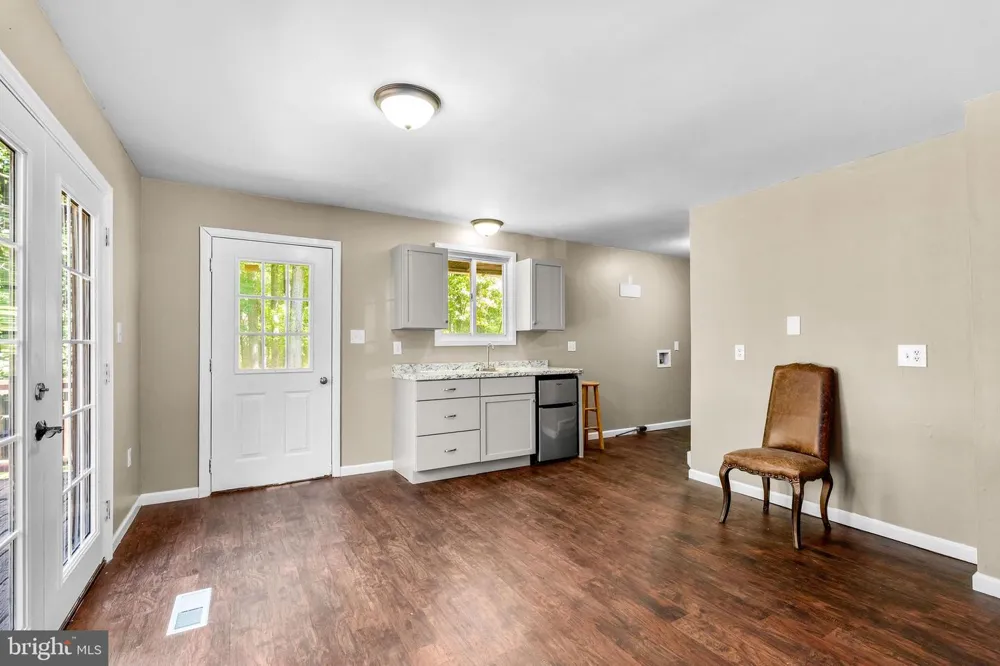 99 E LEWIS SHORE ROAD Elkton, MD 21921