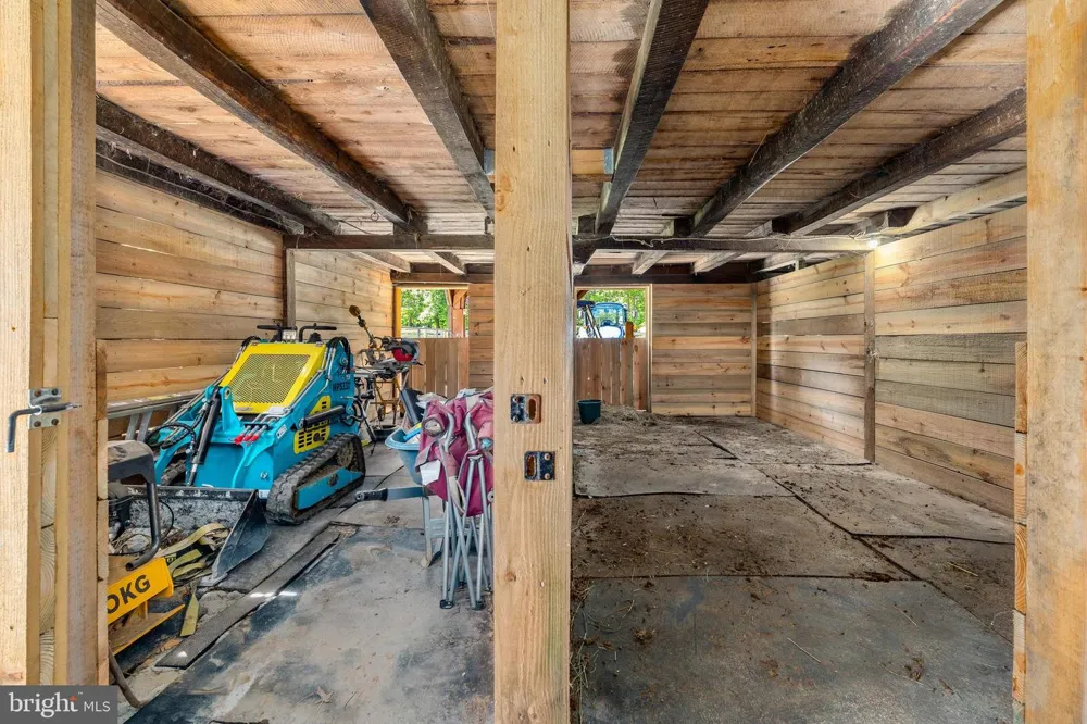 99 E LEWIS SHORE ROAD Elkton, MD 21921