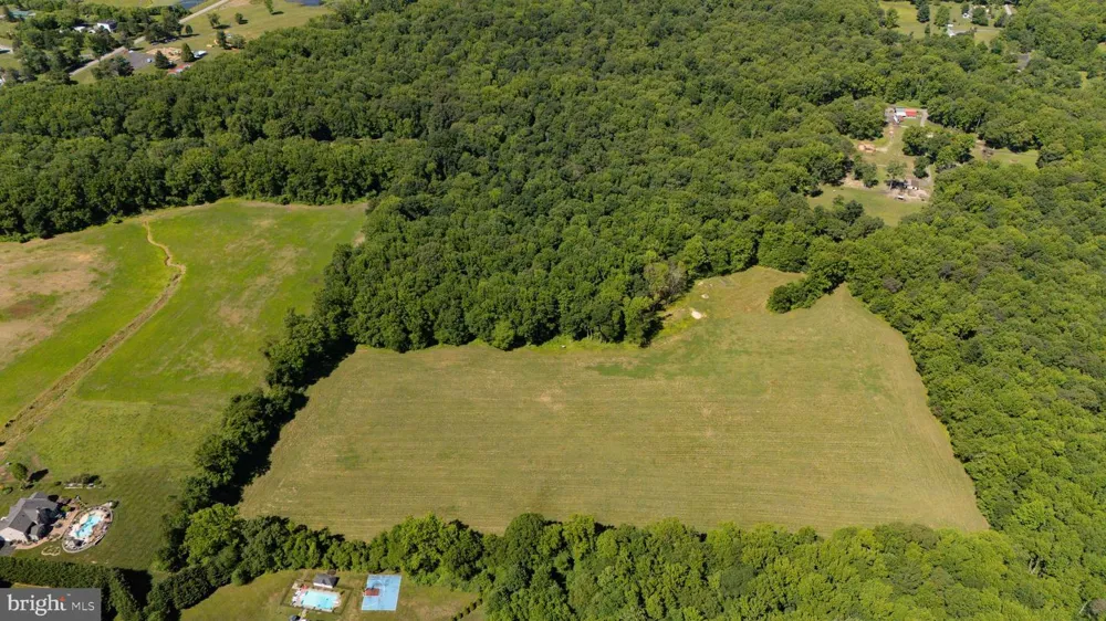 99 E LEWIS SHORE ROAD Elkton, MD 21921