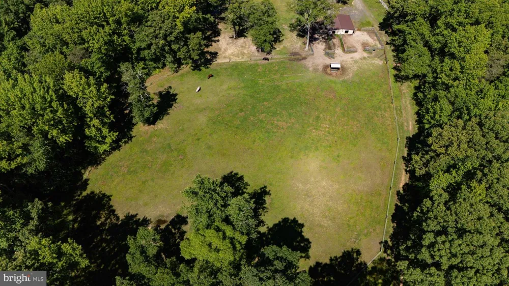 99 E LEWIS SHORE ROAD Elkton, MD 21921