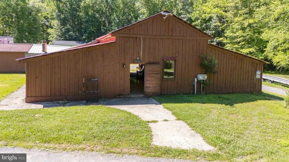 99 E LEWIS SHORE ROAD Elkton, MD 21921