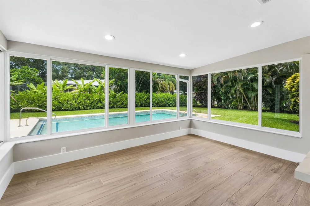 945 Westwind Drive North Palm Beach, FL 33408