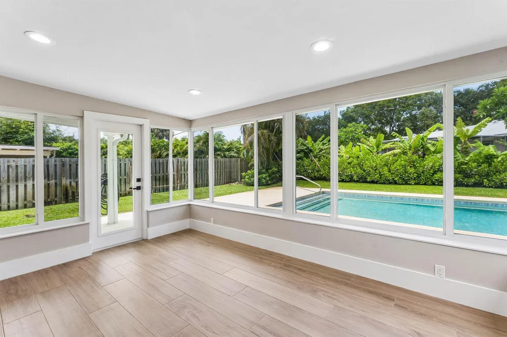 945 Westwind Drive North Palm Beach, FL 33408