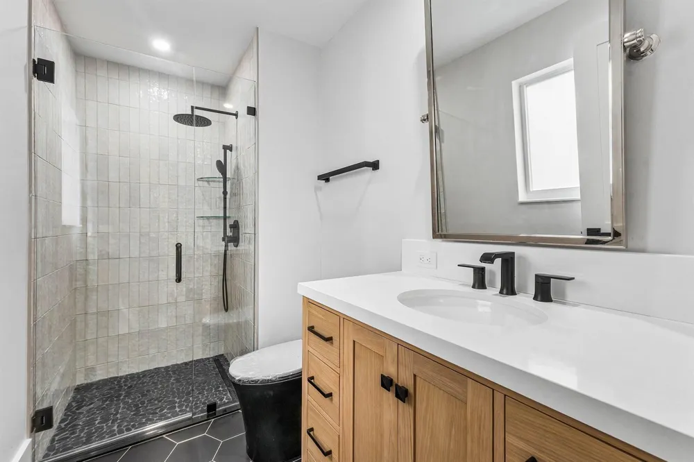 945 Westwind Drive North Palm Beach, FL 33408