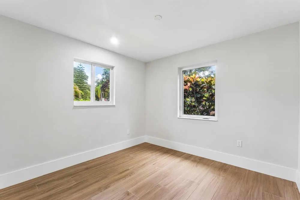 945 Westwind Drive North Palm Beach, FL 33408