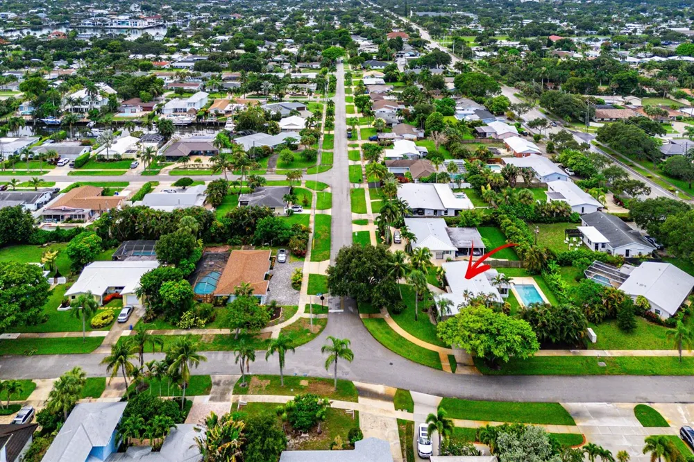 945 Westwind Drive North Palm Beach, FL 33408