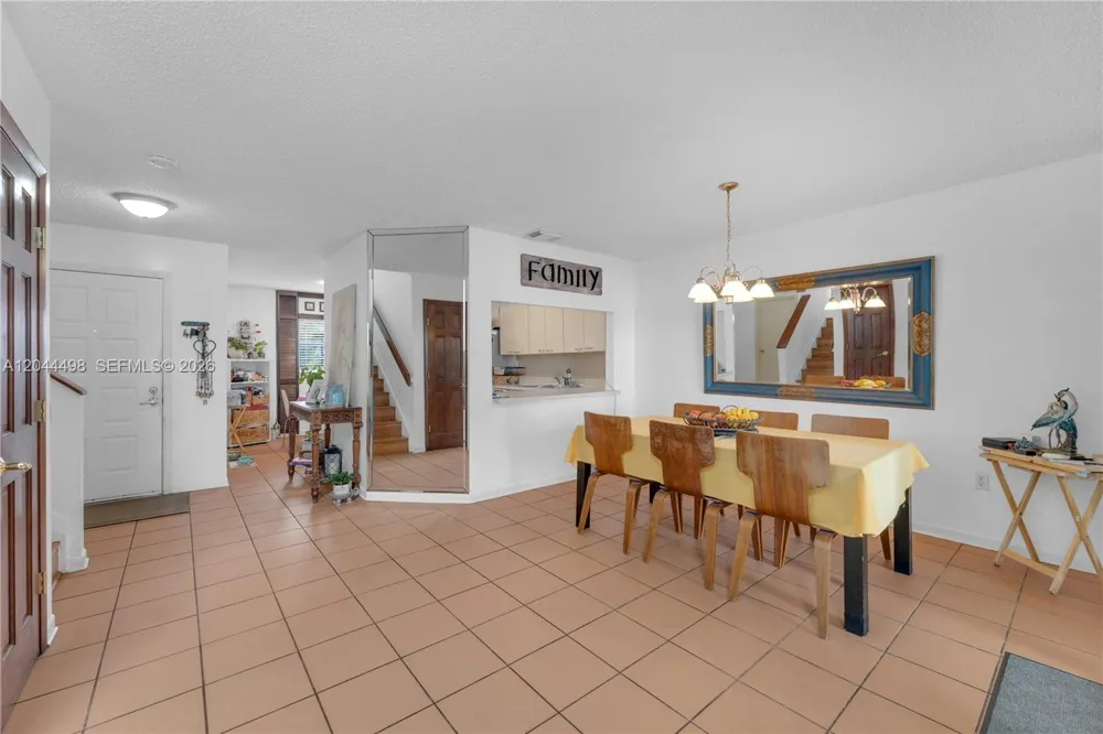 12427 NW 7th Ln Miami, FL 33182
