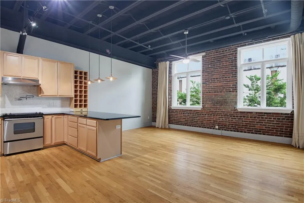 1 W 5th Street #302 Winston-Salem, NC 27101