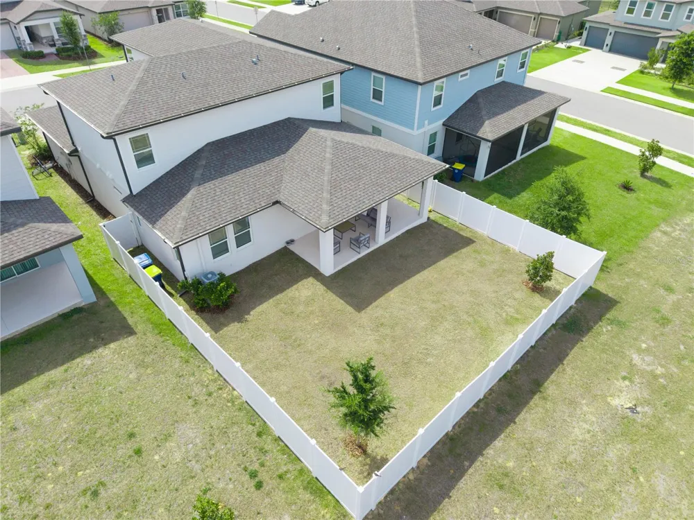 2326 RAVEN RIDGE ROAD Minneola, FL 34715