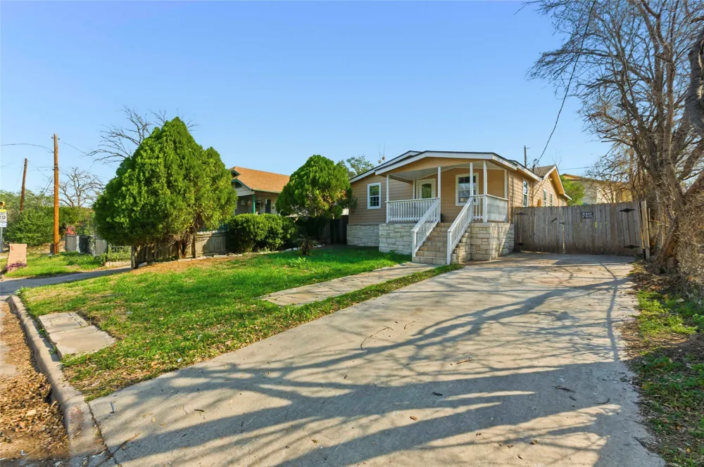 7309 Blessing Avenue Austin, TX 78752