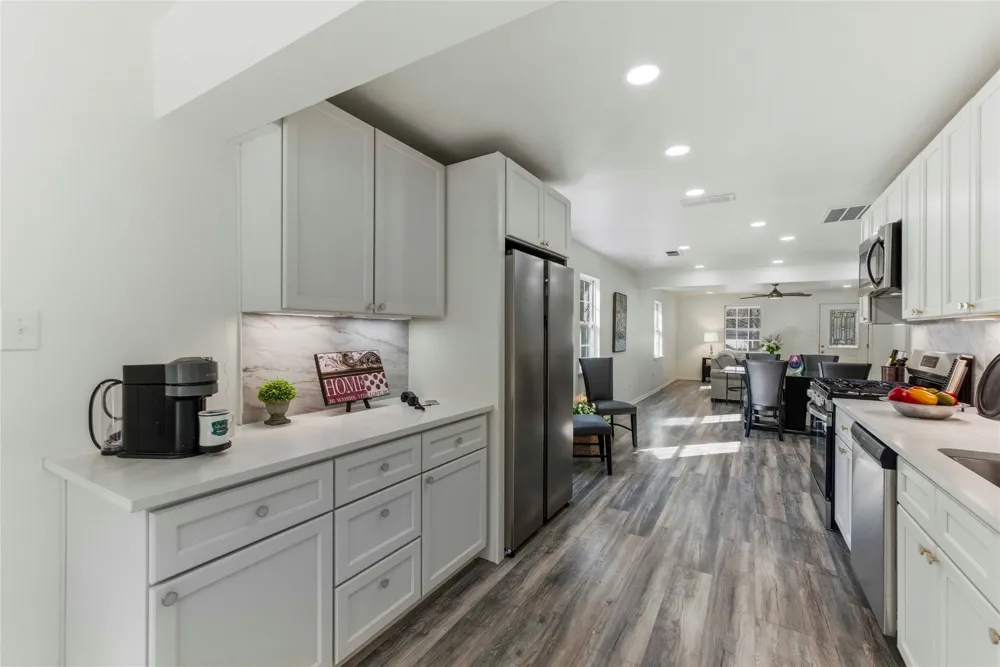 7309 Blessing Avenue Austin, TX 78752