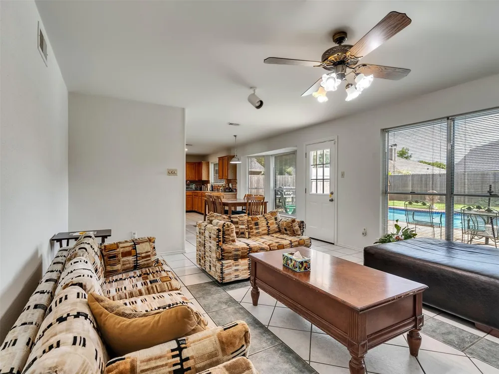 1506 Waterford Drive Deer Park, TX 77536