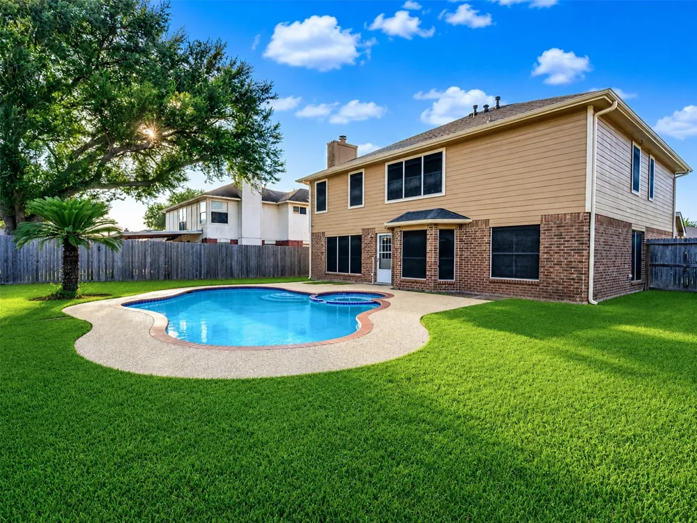 1506 Waterford Drive Deer Park, TX 77536