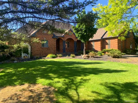 2480 S Baldwin Road