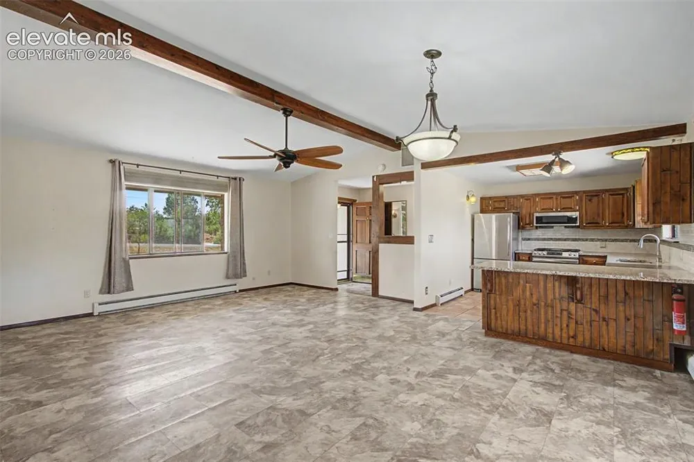 1335 Apple Lane Penrose, CO 81240
