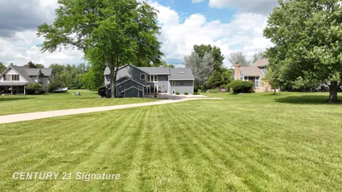 7492 River Road