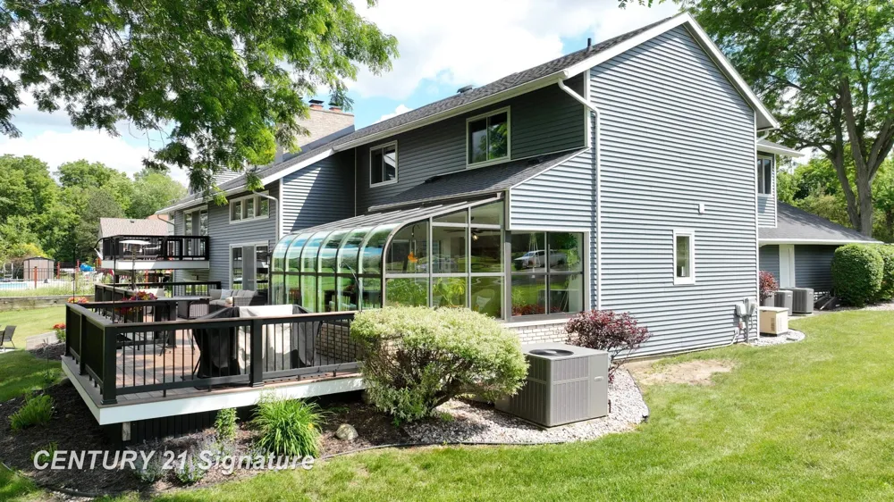 7492 River Road Flushing Charter Township, MI 48433