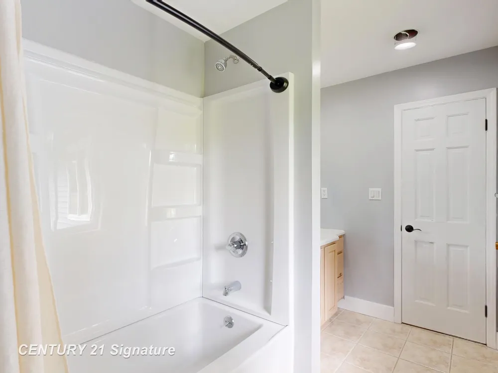 7492 River Road Flushing Charter Township, MI 48433