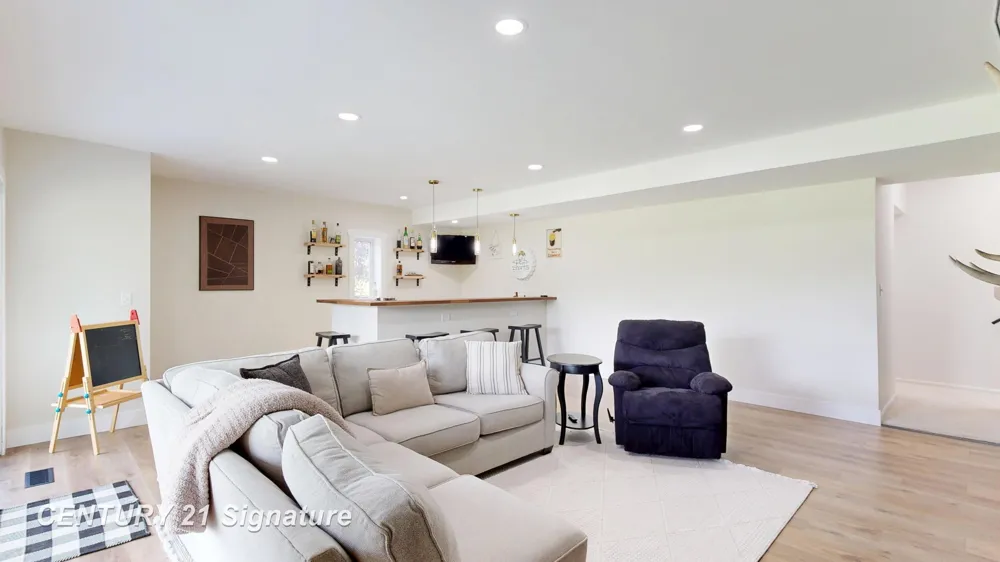 7492 River Road Flushing Charter Township, MI 48433