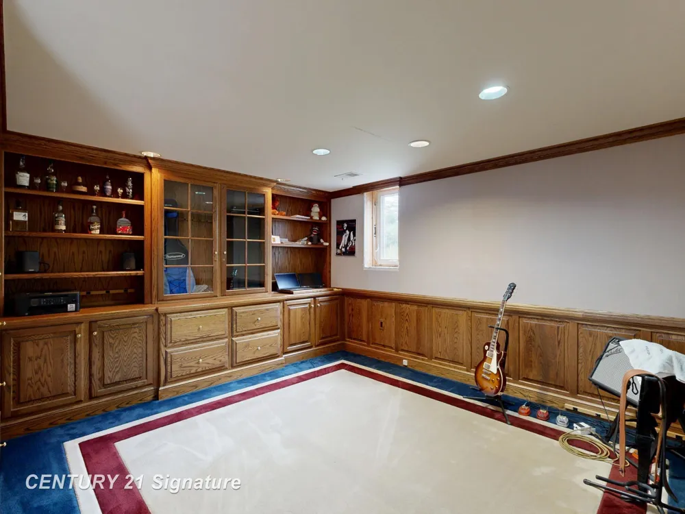 7492 River Road Flushing Charter Township, MI 48433