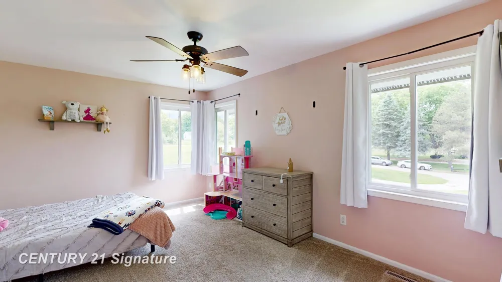 7492 River Road Flushing Charter Township, MI 48433