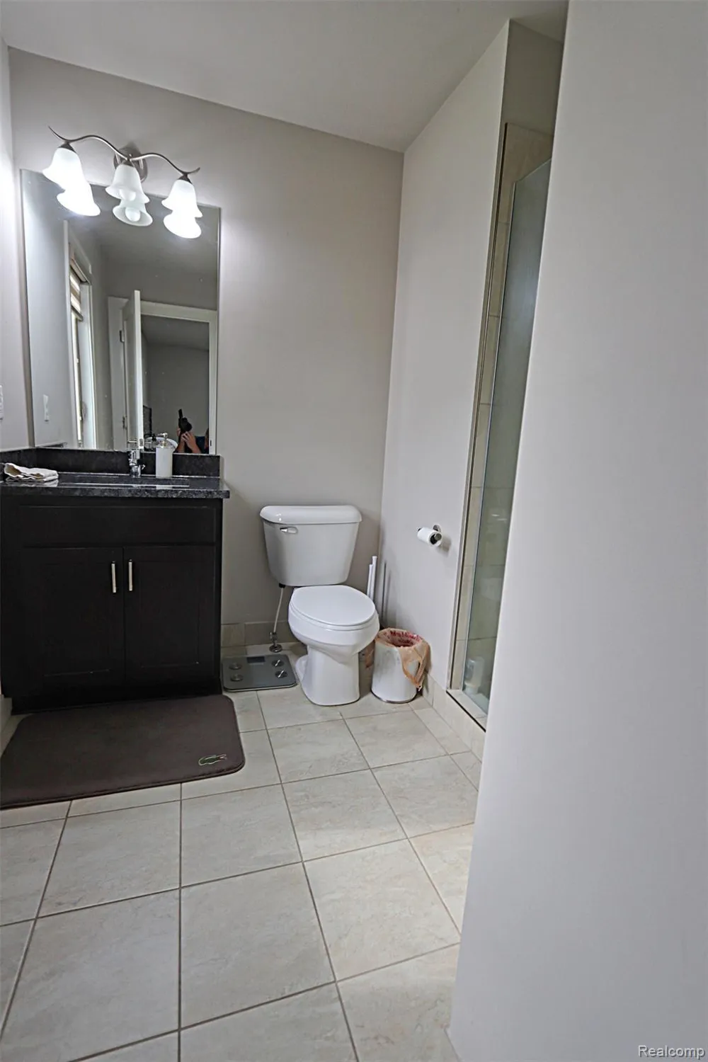 4966 Park Manor Drive Troy City, MI 48098