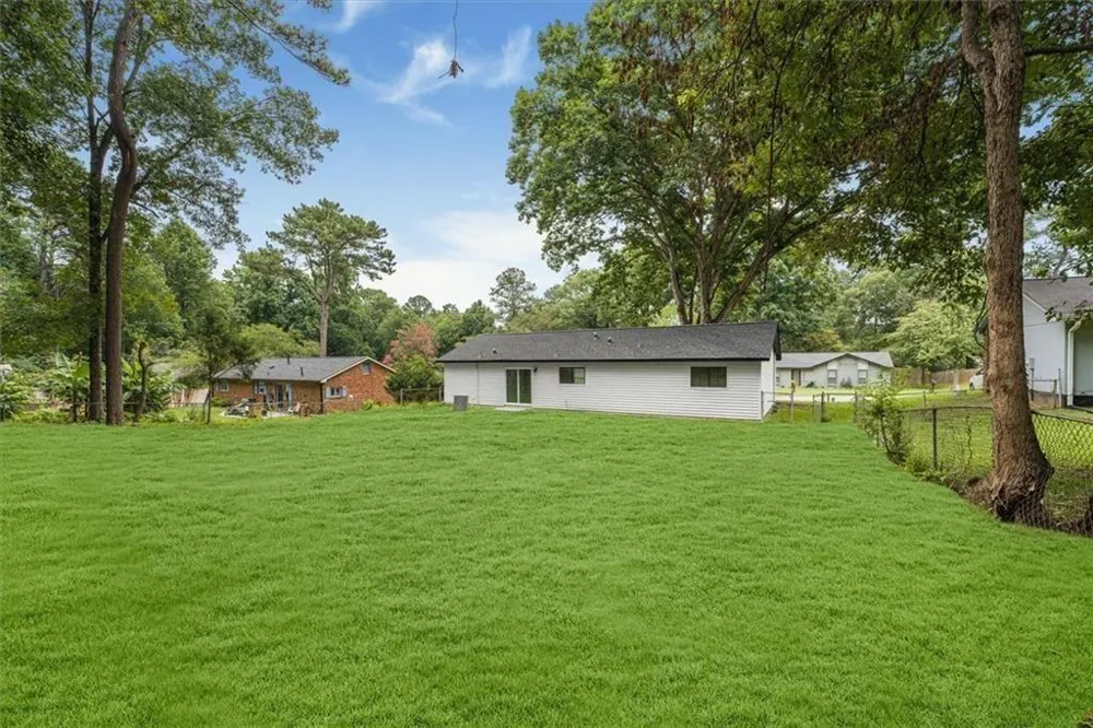 6073 Fieldcrest Drive Morrow, GA 30260