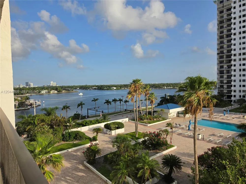 Address Not Shown Hollywood, FL 33019