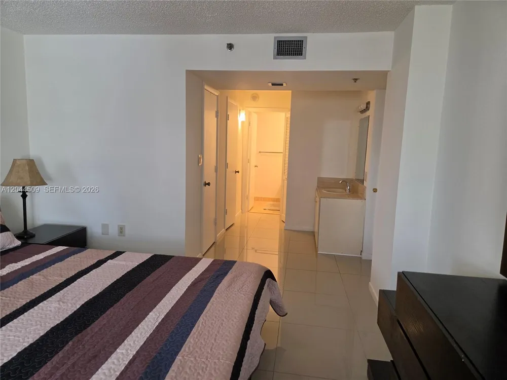 Address Not Shown Hollywood, FL 33019