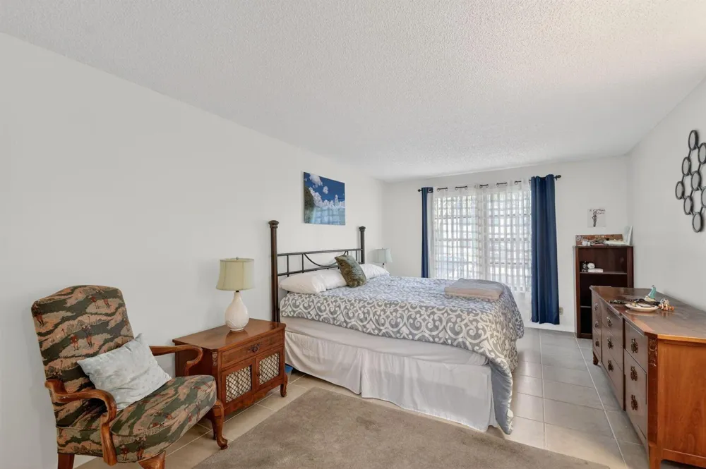 9810 Pineapple Tree Drive #103 Boynton Beach, FL 33436