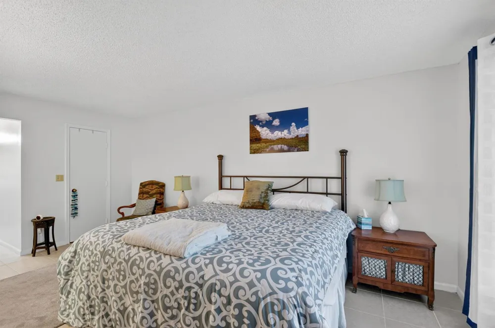 9810 Pineapple Tree Drive #103 Boynton Beach, FL 33436