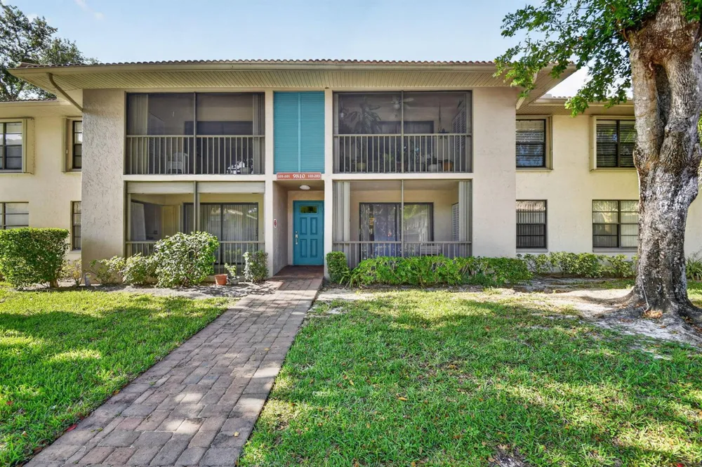 9810 Pineapple Tree Drive #103 Boynton Beach, FL 33436