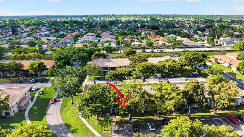 9810 Pineapple Tree Drive #103 Boynton Beach, FL 33436