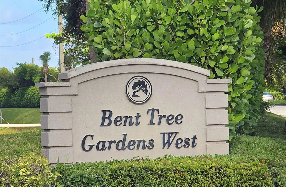9810 Pineapple Tree Drive #103 Boynton Beach, FL 33436
