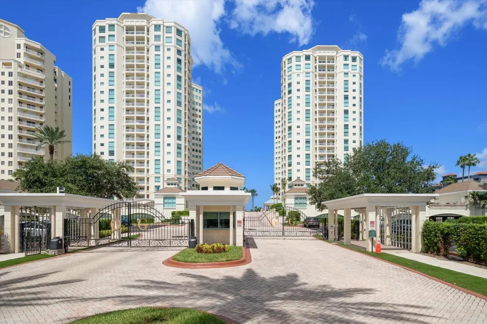 1170 GULF BOULEVARD #404 Clearwater Beach, FL 33767