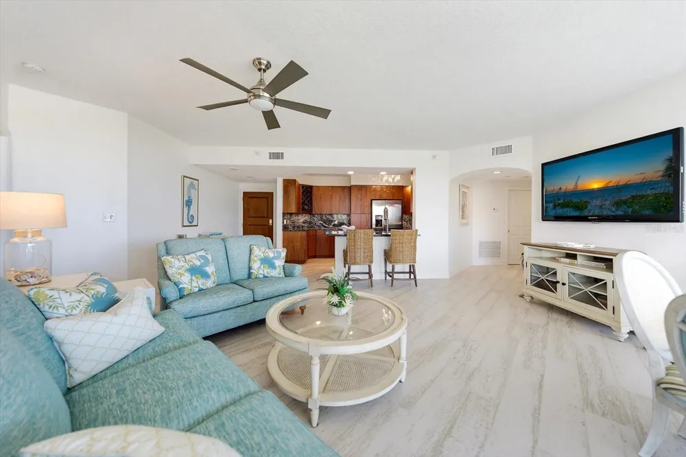 1170 GULF BOULEVARD #404 Clearwater Beach, FL 33767