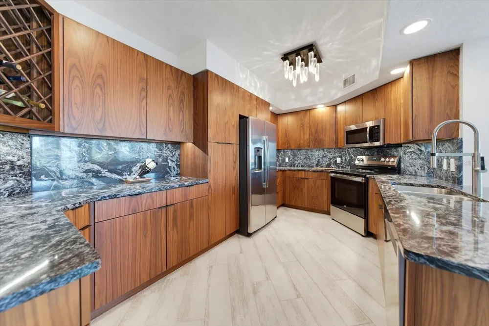 1170 GULF BOULEVARD #404 Clearwater Beach, FL 33767