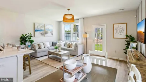 274 HERMOSA DRIVE