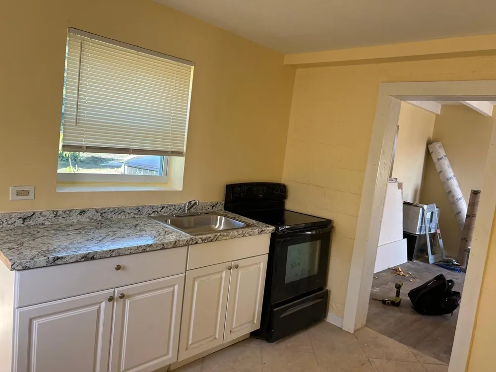 371 Banyan (REAR APT) Avenue Pahokee, FL 33476