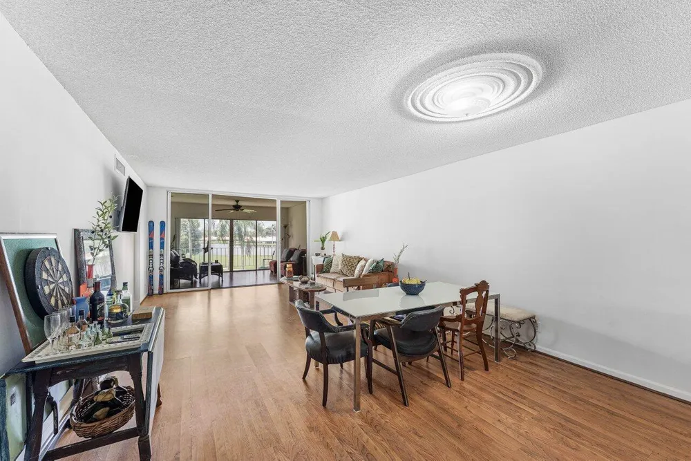157 Atlantis Boulevard #301 Atlantis, FL 33462