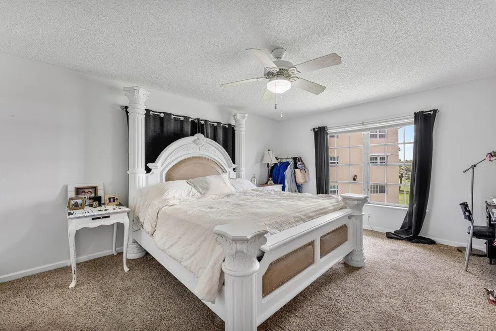 157 Atlantis Boulevard #301 Atlantis, FL 33462
