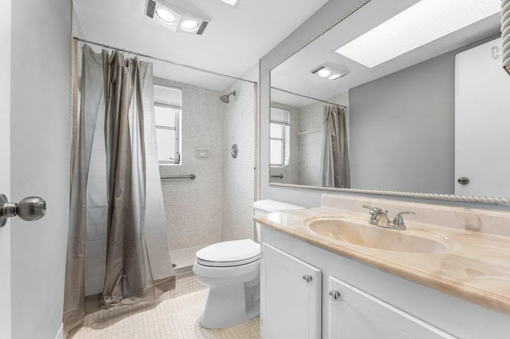 157 Atlantis Boulevard #301 Atlantis, FL 33462