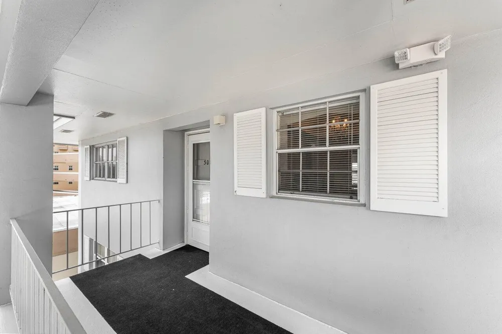 157 Atlantis Boulevard #301 Atlantis, FL 33462